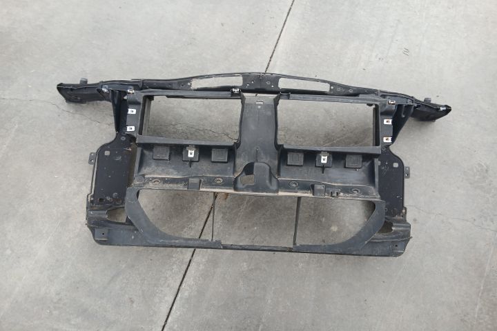 Trager / Calandru 7173564 5164-7173564 7173564 5164-7173564 BMW Seria
