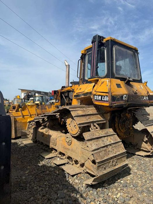 Dezmembrez buldozer Caterpillar D5H