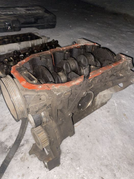 На разбор 1,4AXP Golf,passat