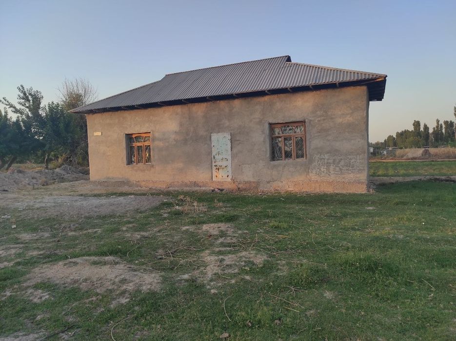 2xona uy kadastr qilingan srochno sotamiz