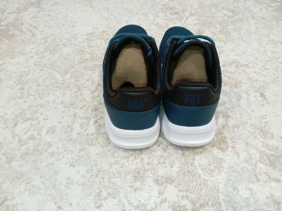 Красовки летние очень лёгкие.