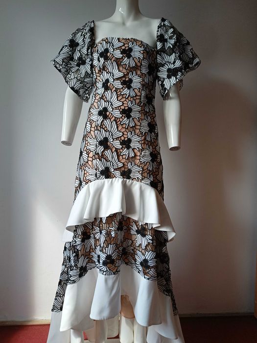 Rochie Keepsake brodată