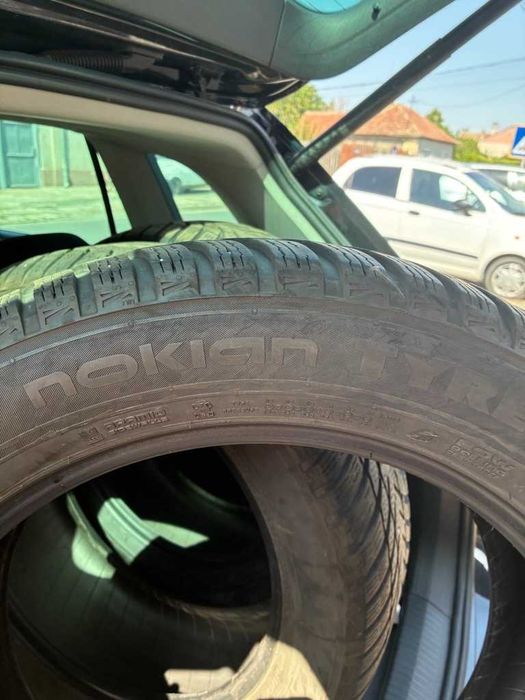 Anvelope Iarna Nokian 235/55/R18, an 2023
