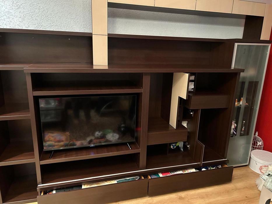 Mobila living + 6 scaune + masuta cafea