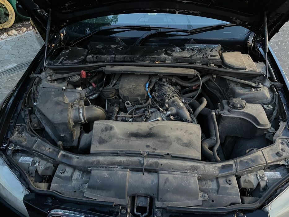 Dezmembrez bmw e90 facelift M pachet