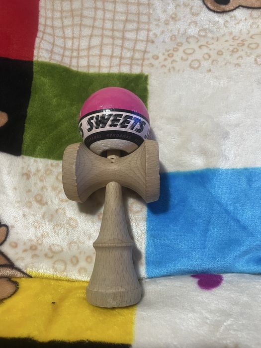 Kendama schimb/vând