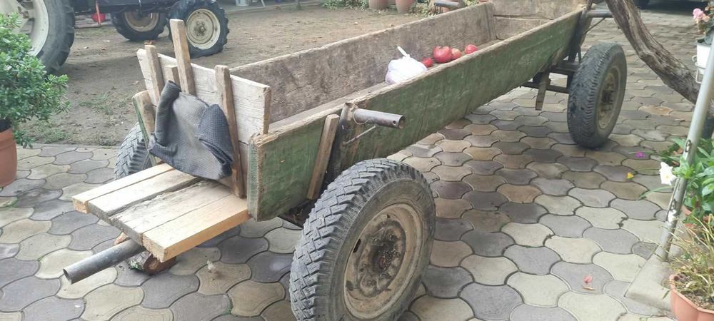 Remorca Tractor