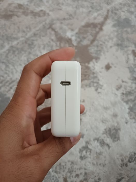 Оригинальное зарядное устройство Apple 61W USB-C