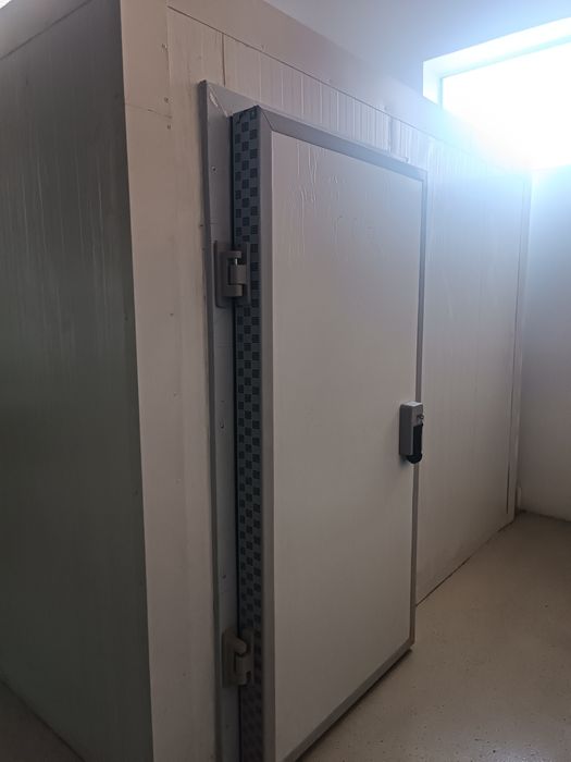 Холодильная камера, морозильник