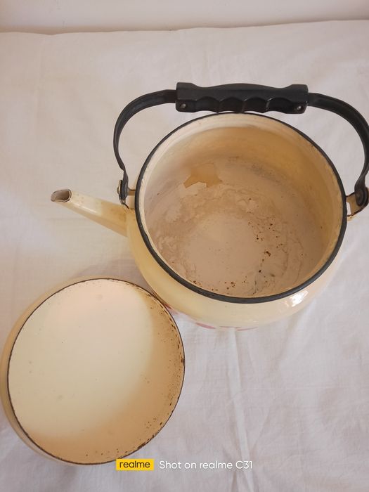 Чайник эмалированный без дефектов