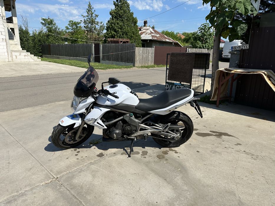 Kawasaki ER6N are si carte RAR
