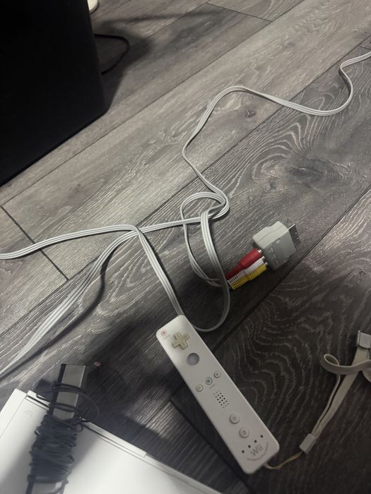 nintedo wii cu 2 knuckle si o maneta