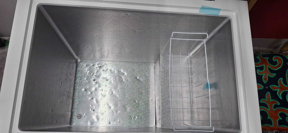 Продам морозильник