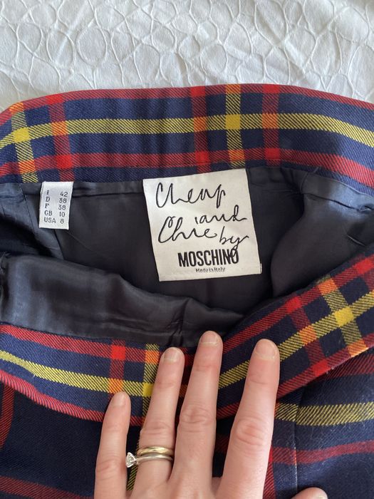 Fusta Moschino scurta