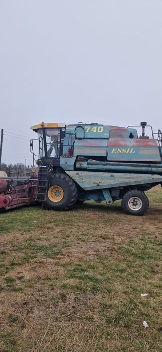 Комбайн Есиль 740