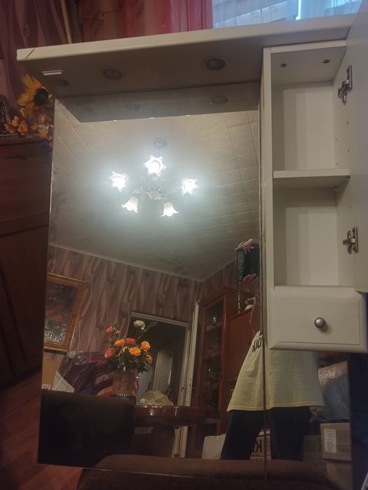 Мивка и шкаф за баня горен