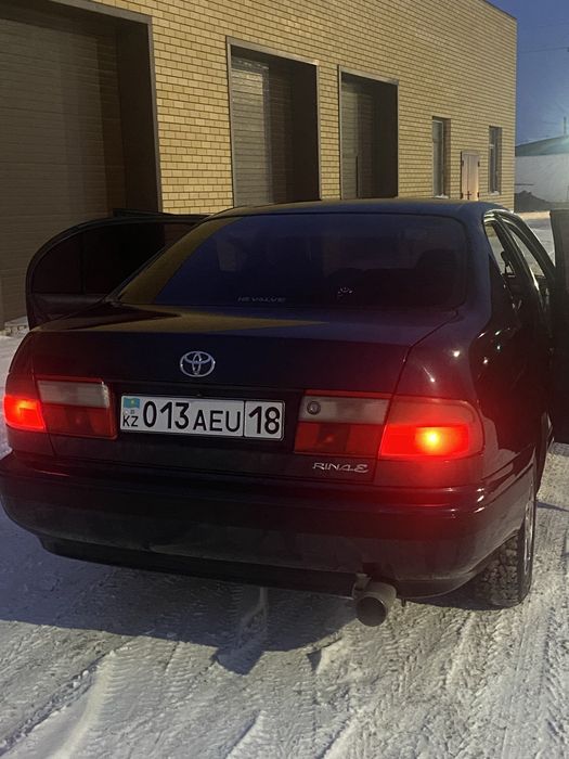 Toyota Carina E