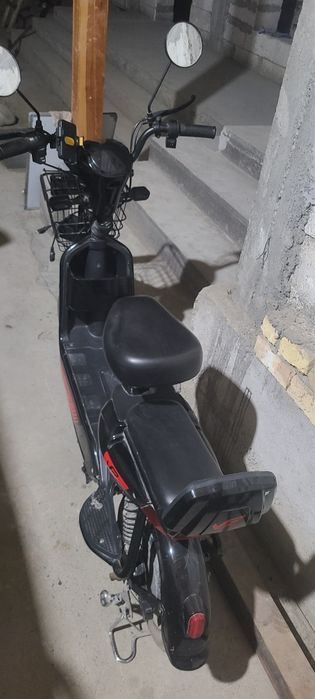 Choʻntak Mini skuter