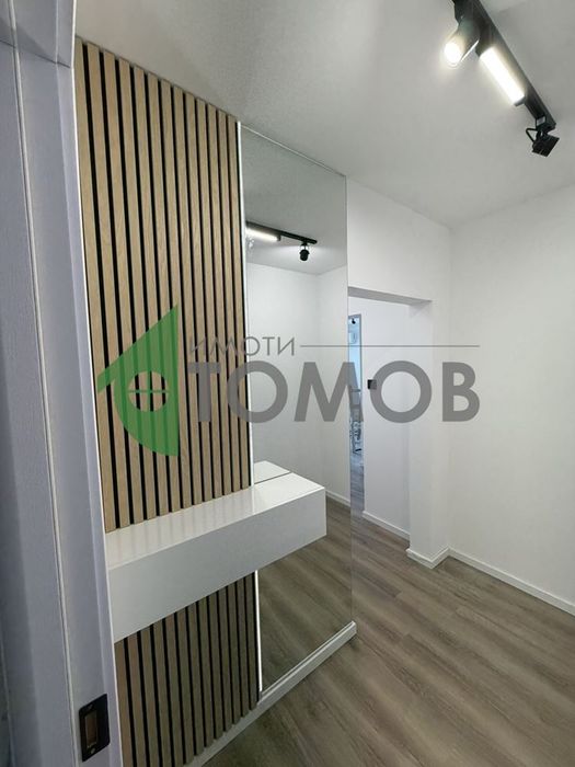 Напълно ремонтиран двустаен апартамент в кв. Самара 1