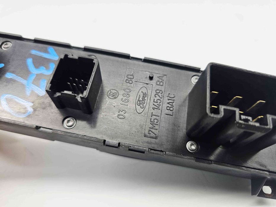 Butoane comanda geamuri sofer Ford Focus 2 (DA) [Fabr 2004-2012] 7M5T