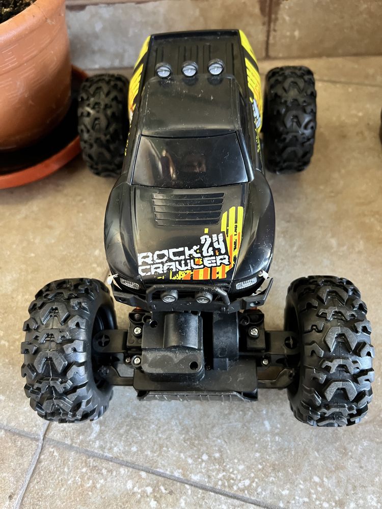 Maisto rock hot sale crawler