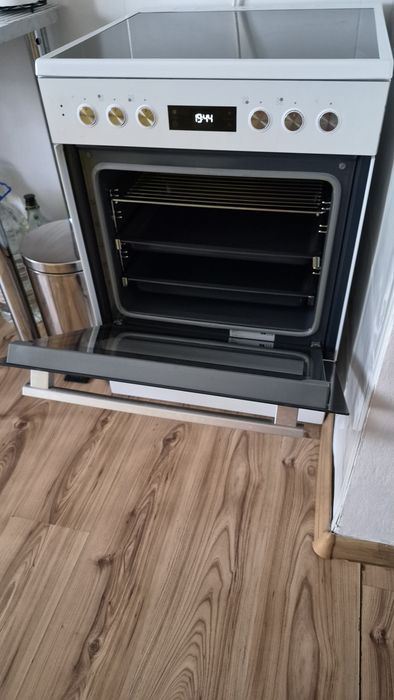 Aragaz  electric GRUNDIG
