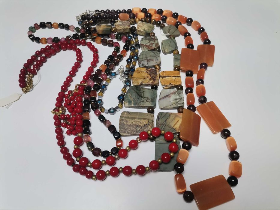 Само 15 Евро - 5 БРОЯ гердани и колиета от натурални камъни