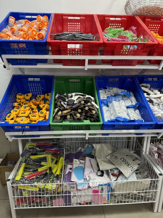 Полка для магазиин