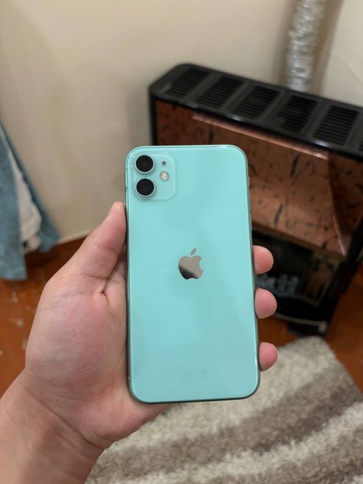 Срочно продам айфон 11