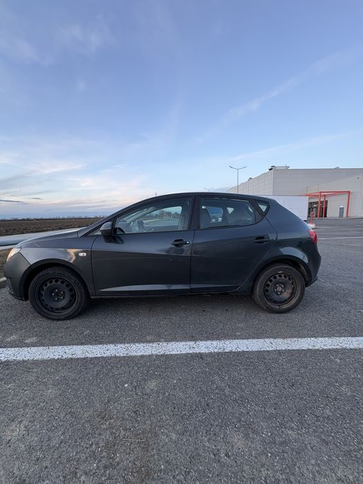 Seat ibiza model 6j5