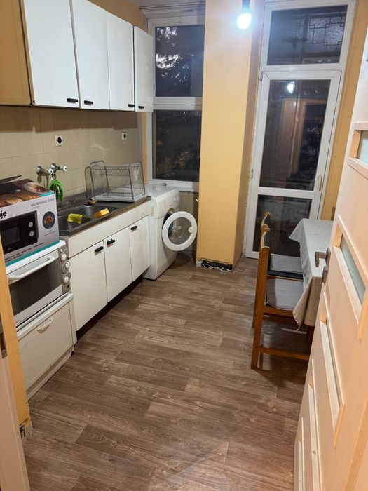 Дава се под наем Четиристаен апартамент в Стара Загора, Център - 78 кв.м за 295.8 € - Снимка #8