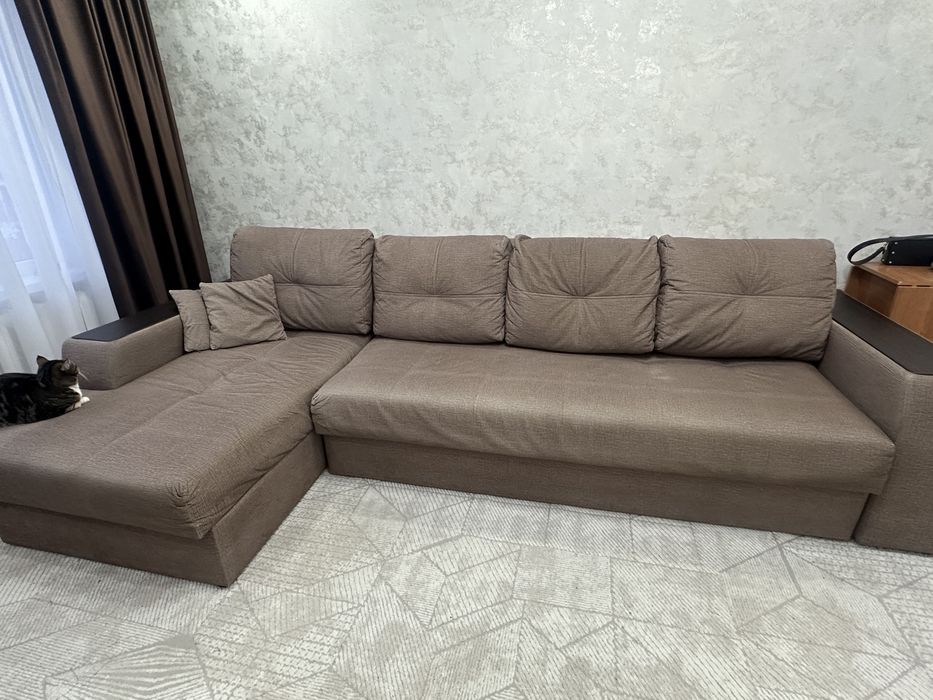 Диван в гостинную