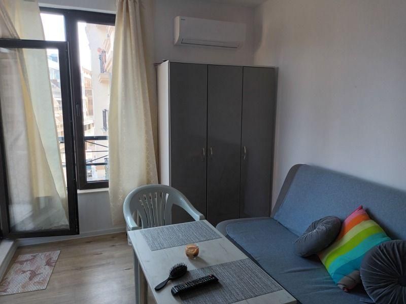 Продава се Двустаен апартамент в Поморие - 44 кв.м за 870 €/кв.м - Снимка #1