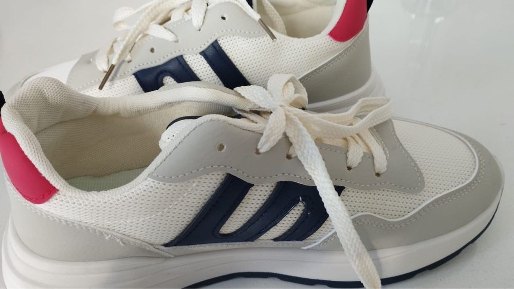 Новые летние кроссовки 42 размер