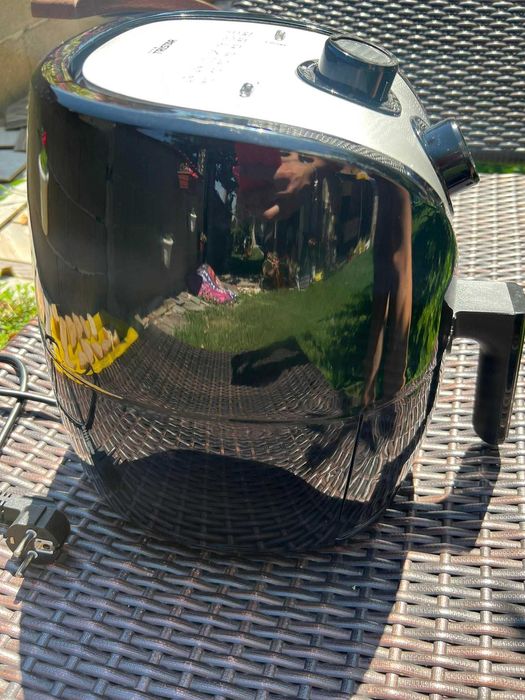 Фритюрник без мазнина Tristar FR-6994