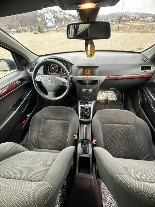 Opel Astra H 1.7 CDTI 2005