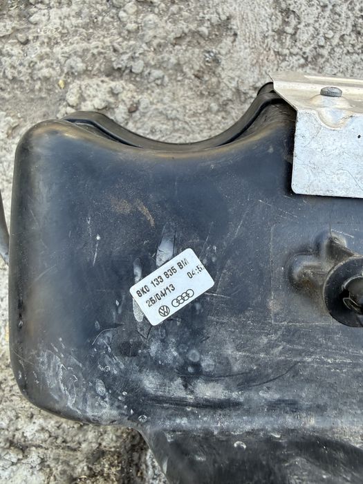 Carcasa filtru aer audi a4 b8 Cod: 8k0133835b 8k0133837b 03g906461c