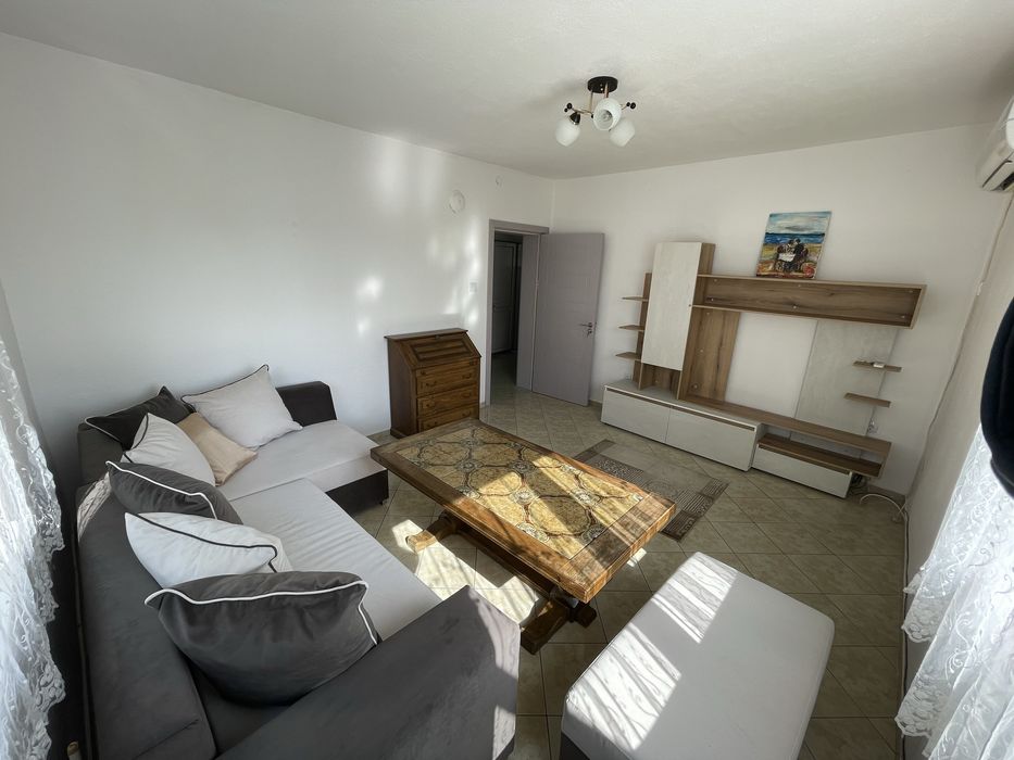 Етаж от къща под наем в гр. Карлово