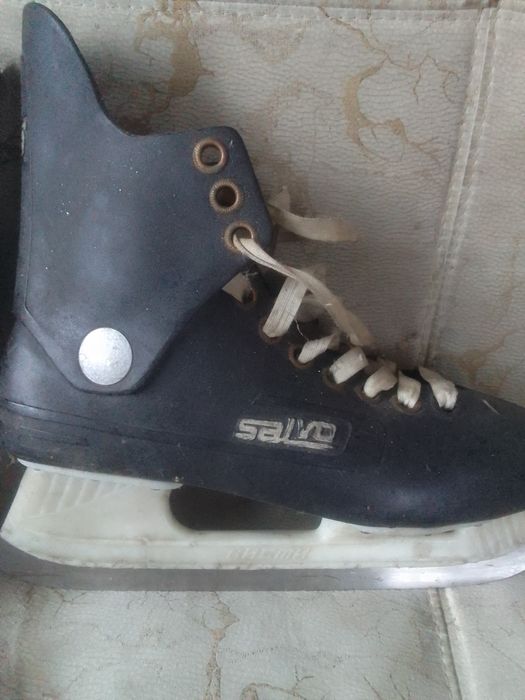 Продам коньки Сальво