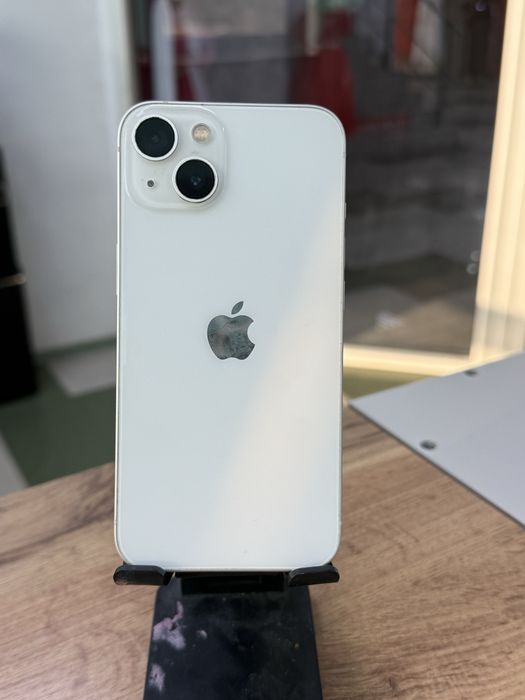 Продается Iphone 13