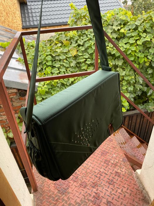 Carucior copii Chipolino Piruet 3 in 1 cu sezut rotativ