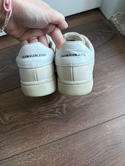 Обувки Calvin Klein, в отлично състояние, без забележки