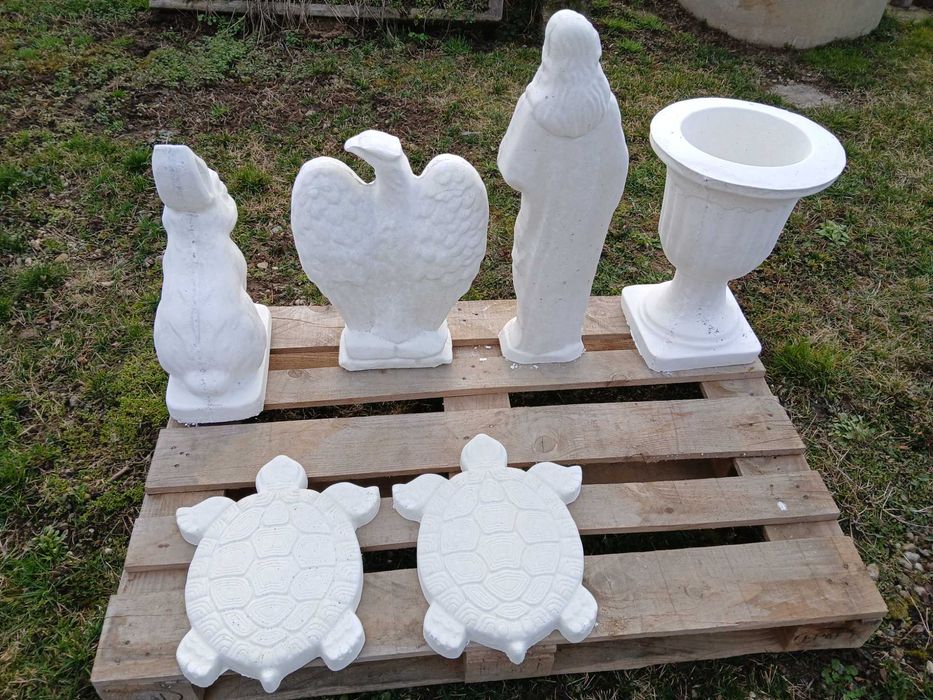 Decorațiuni de grădină