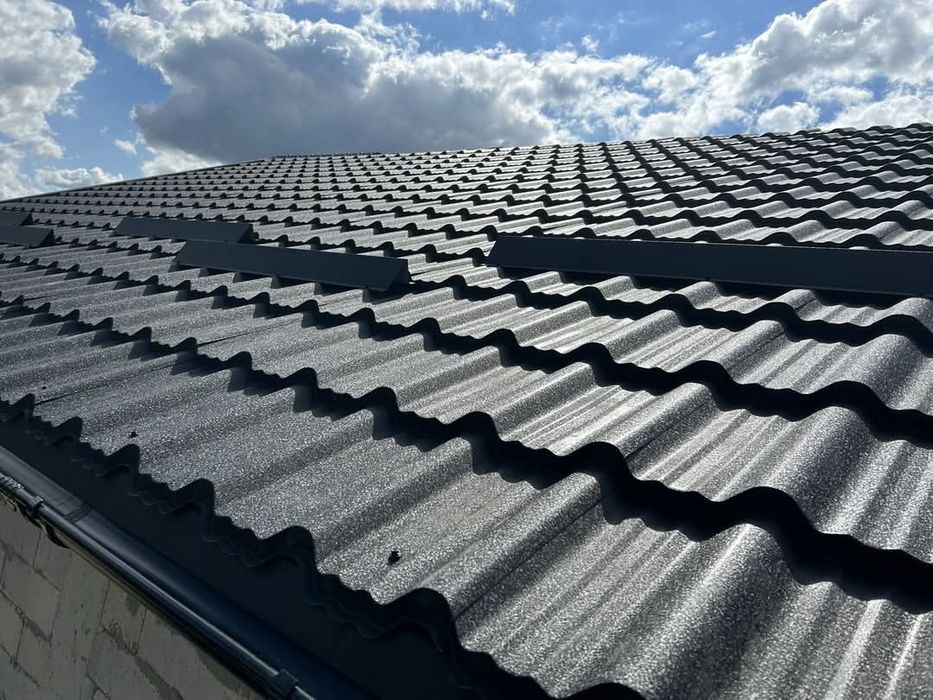 Executăm acoperișuri montaj tigla metalică dulgherie reparați acoperis