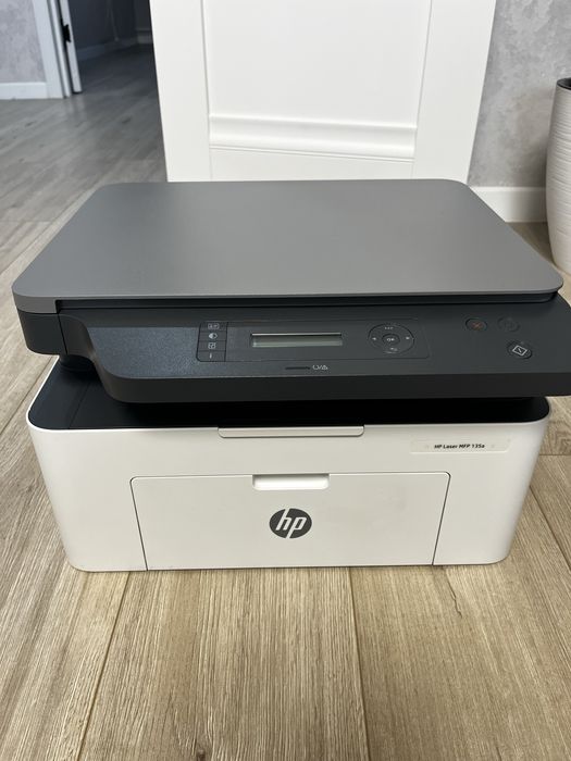 HP laser MFP 135 a