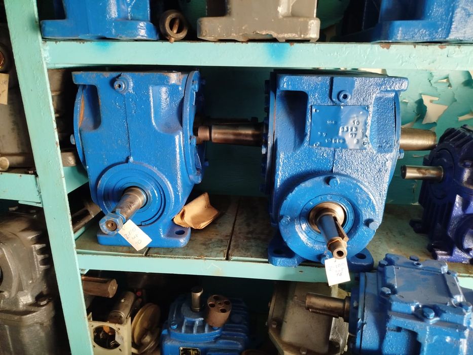 Продам редуктор ч 100