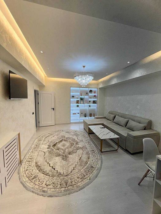 м. Ойбек Ц1 м. Космонавтов 2/7/9 Мебель Техника 46м2