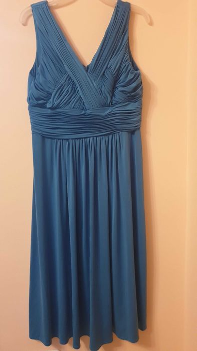 Vind rochie de zi