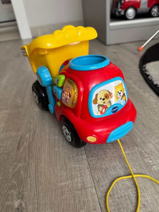 музикален камион за дърпане Vtech