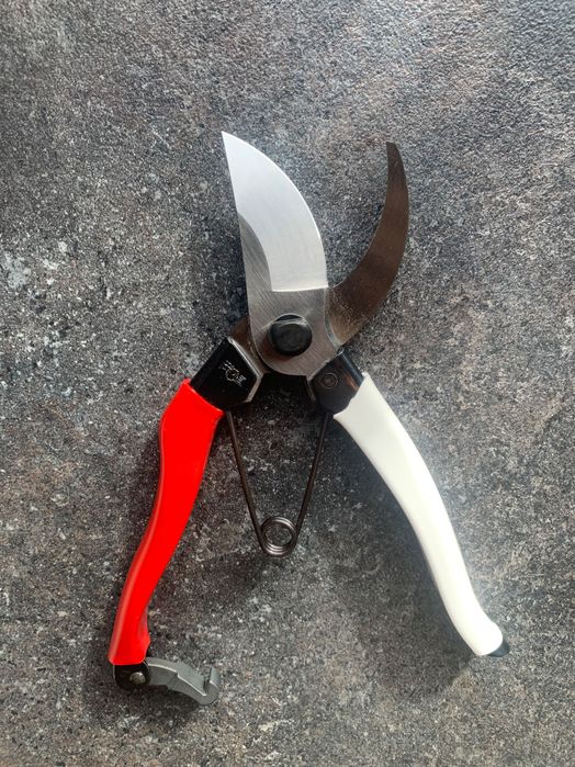 Okatsune® 103 Foarfeca profesionala japoneza